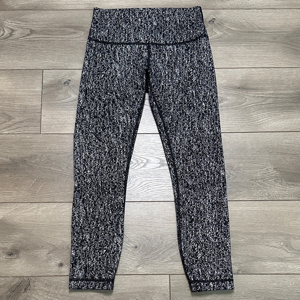 Lululemon Wunder Under High Rise Crop Leggings Black White Size 6